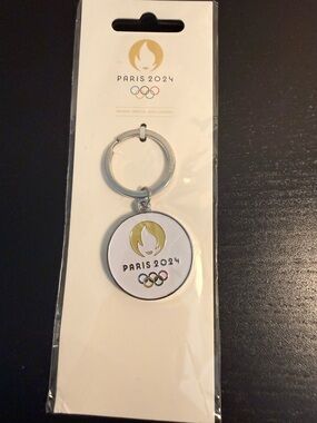 Paris 2024 Olympic White & Gold Round Keyring